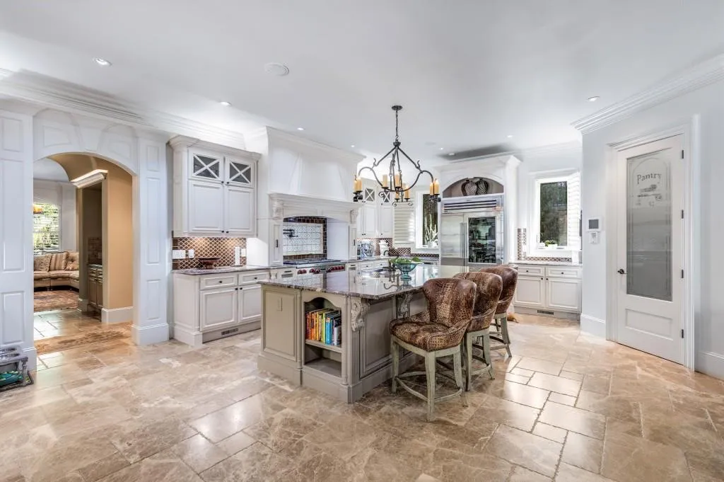 1060 Canter Road Ne, Atlanta, Georgia 30324, 6 Bedrooms Bedrooms, 0 ,7 BathroomsBathrooms,Residential,For Sale,1060 Canter Road Ne,7734967