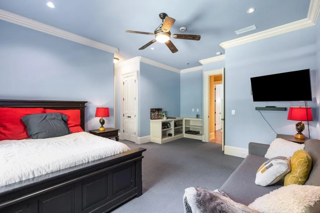 1060 Canter Road Ne, Atlanta, Georgia 30324, 6 Bedrooms Bedrooms, 0 ,7 BathroomsBathrooms,Residential,For Sale,1060 Canter Road Ne,7734967