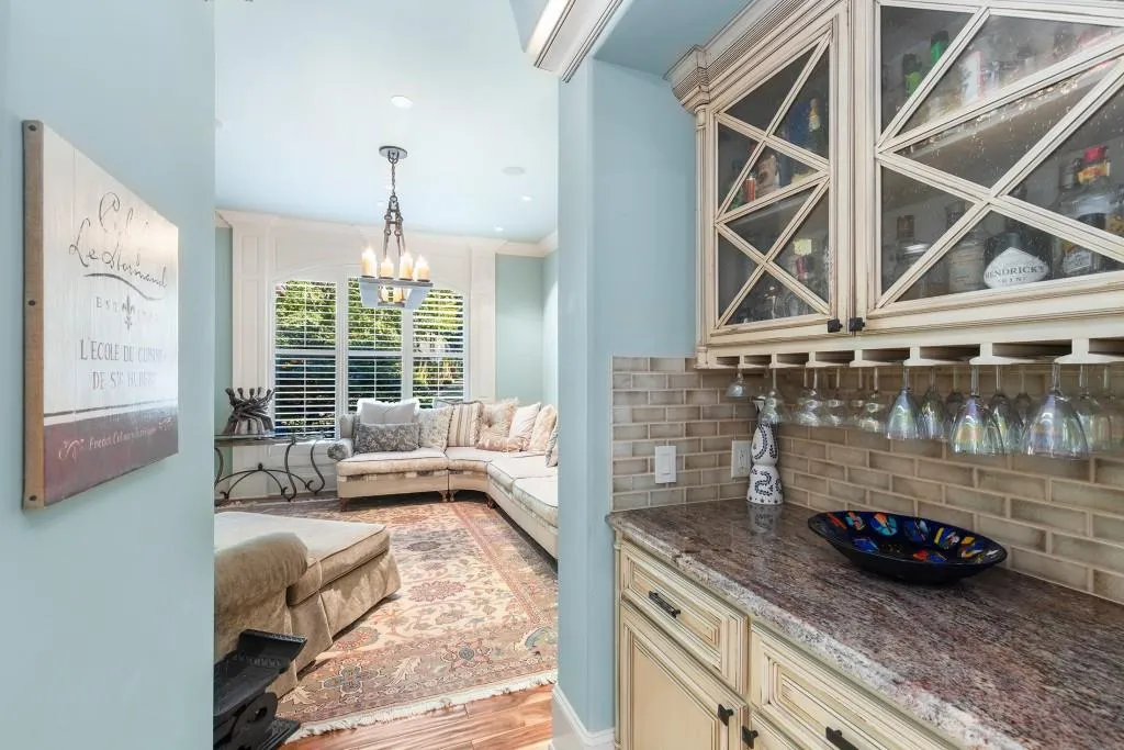 1060 Canter Road Ne, Atlanta, Georgia 30324, 6 Bedrooms Bedrooms, 0 ,7 BathroomsBathrooms,Residential,For Sale,1060 Canter Road Ne,7734967