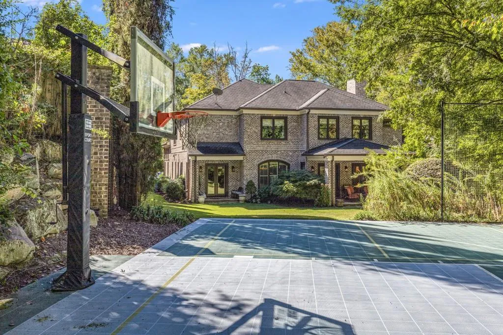 1060 Canter Road Ne, Atlanta, Georgia 30324, 6 Bedrooms Bedrooms, 0 ,7 BathroomsBathrooms,Residential,For Sale,1060 Canter Road Ne,7734967