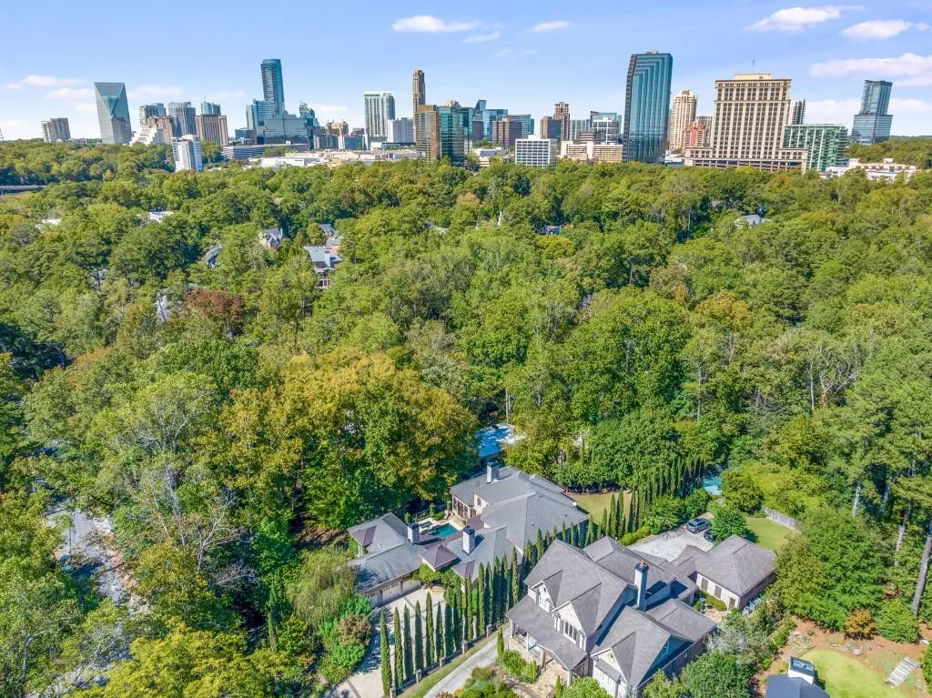 1060 Canter Road Ne, Atlanta, Georgia 30324, 6 Bedrooms Bedrooms, 0 ,7 BathroomsBathrooms,Residential,For Sale,1060 Canter Road Ne,7734967