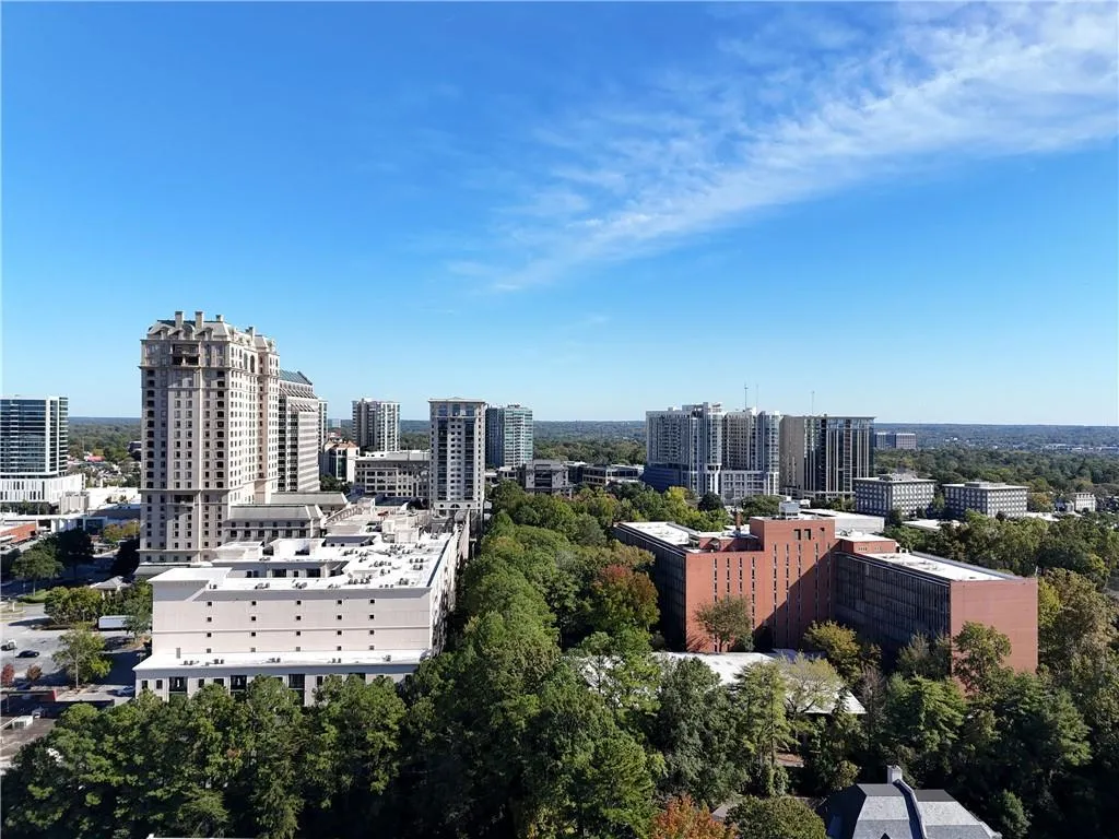 3060 Pharr Court North Nw Unit 223, Atlanta, Georgia 30305, 2 Bedrooms Bedrooms, 0 ,1 BathroomBathrooms,Residential,For Sale,3060 Pharr Court North Nw Unit 223,7730531