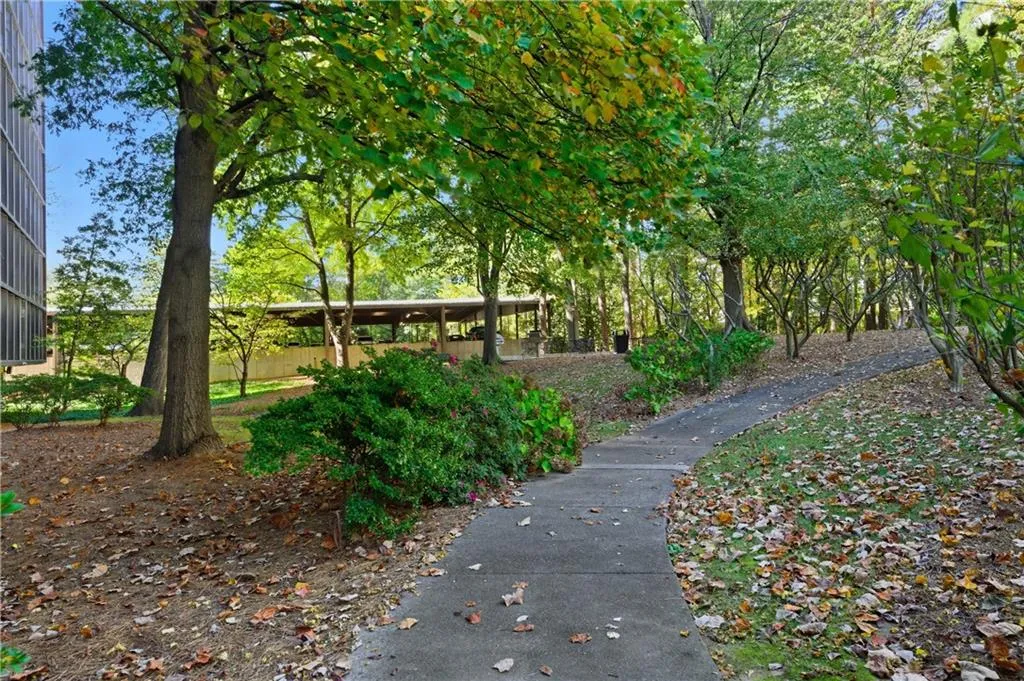 3060 Pharr Court North Nw Unit 223, Atlanta, Georgia 30305, 2 Bedrooms Bedrooms, 0 ,1 BathroomBathrooms,Residential,For Sale,3060 Pharr Court North Nw Unit 223,7730531