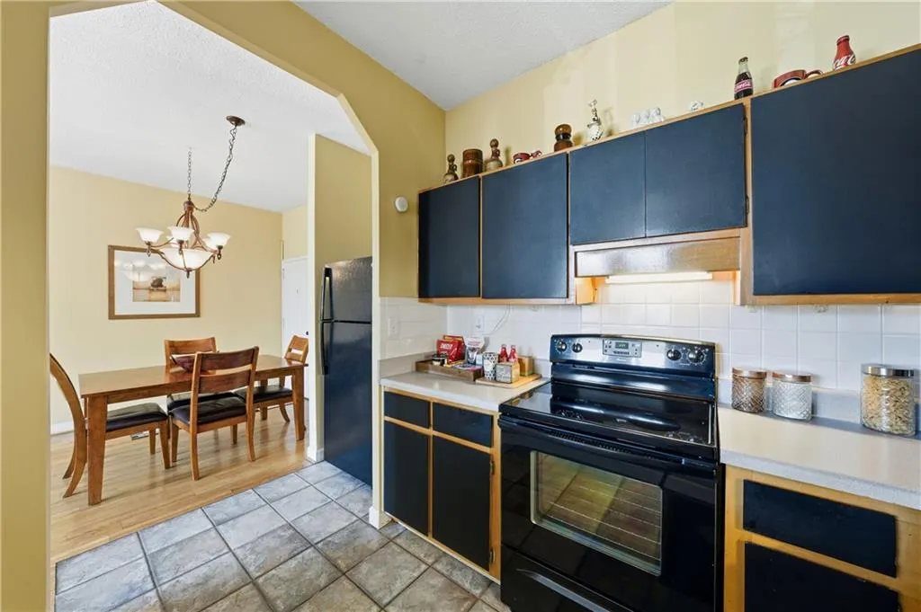 3060 Pharr Court North Nw Unit 223, Atlanta, Georgia 30305, 2 Bedrooms Bedrooms, 0 ,1 BathroomBathrooms,Residential,For Sale,3060 Pharr Court North Nw Unit 223,7730531