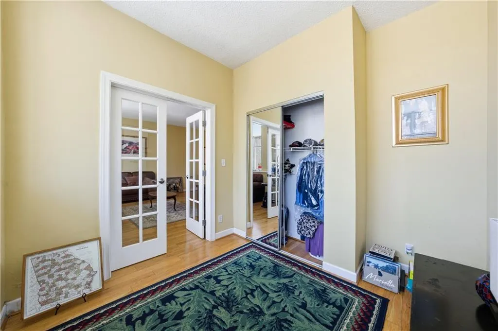 3060 Pharr Court North Nw Unit 223, Atlanta, Georgia 30305, 2 Bedrooms Bedrooms, 0 ,1 BathroomBathrooms,Residential,For Sale,3060 Pharr Court North Nw Unit 223,7730531