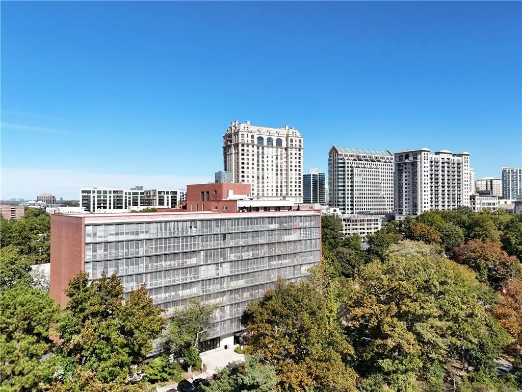 3060 Pharr Court North Nw Unit 223, Atlanta, Georgia 30305, 2 Bedrooms Bedrooms, 0 ,1 BathroomBathrooms,Residential,For Sale,3060 Pharr Court North Nw Unit 223,7730531