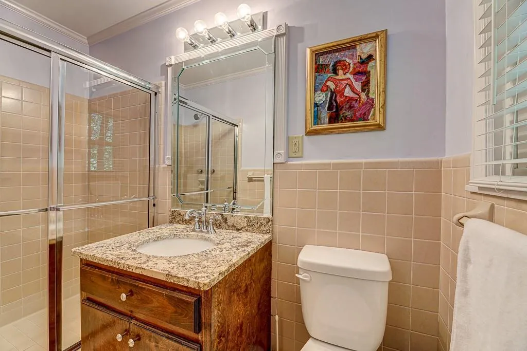 160 Devonwood Drive, Sandy Springs, Georgia 30328, 4 Bedrooms Bedrooms, ,3 BathroomsBathrooms,Residential,Sold,160 Devonwood Drive,6796299