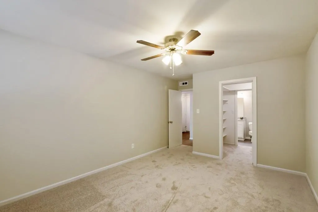 5400 Roswell Road Unit K2, Atlanta, Georgia 30342, 1 Bedroom Bedrooms, ,1 BathroomBathrooms,Residential,Sold,5400 Roswell Road Unit K2,5764340