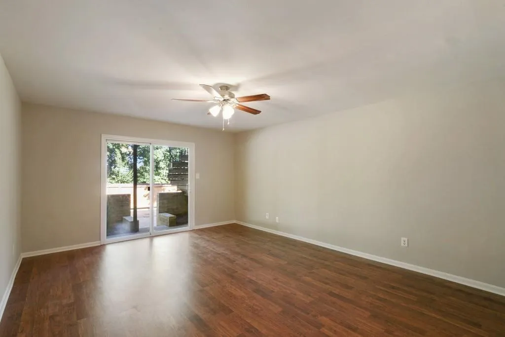 5400 Roswell Road Unit K2, Atlanta, Georgia 30342, 1 Bedroom Bedrooms, ,1 BathroomBathrooms,Residential,Sold,5400 Roswell Road Unit K2,5764340