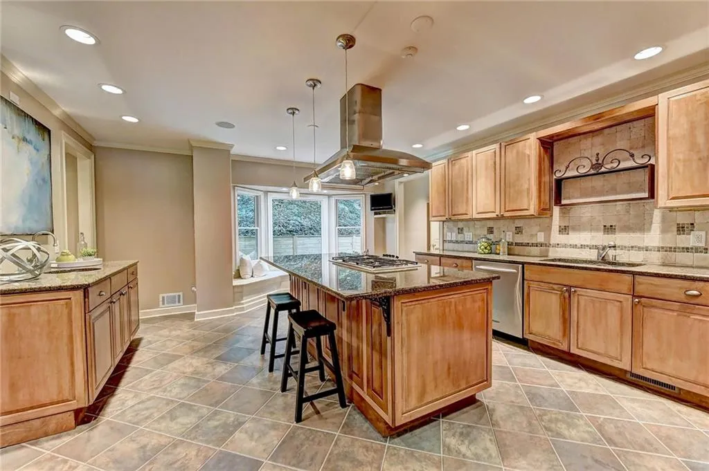 295 Mark Trail, Sandy Springs, Georgia 30328, 4 Bedrooms Bedrooms, ,2 BathroomsBathrooms,Residential,Sold,295 Mark Trail,6606515