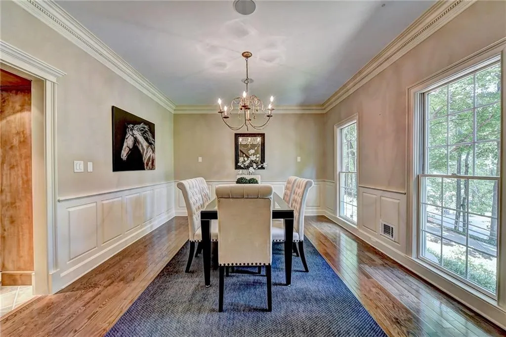 295 Mark Trail, Sandy Springs, Georgia 30328, 4 Bedrooms Bedrooms, ,2 BathroomsBathrooms,Residential,Sold,295 Mark Trail,6606515
