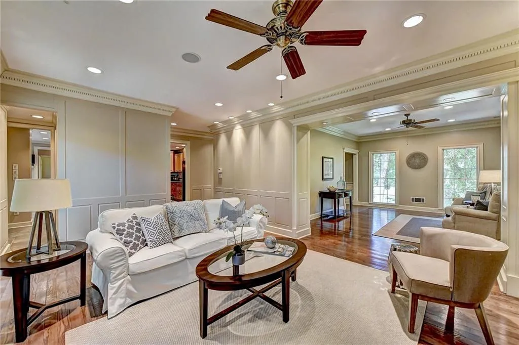 295 Mark Trail, Sandy Springs, Georgia 30328, 4 Bedrooms Bedrooms, ,2 BathroomsBathrooms,Residential,Sold,295 Mark Trail,6606515