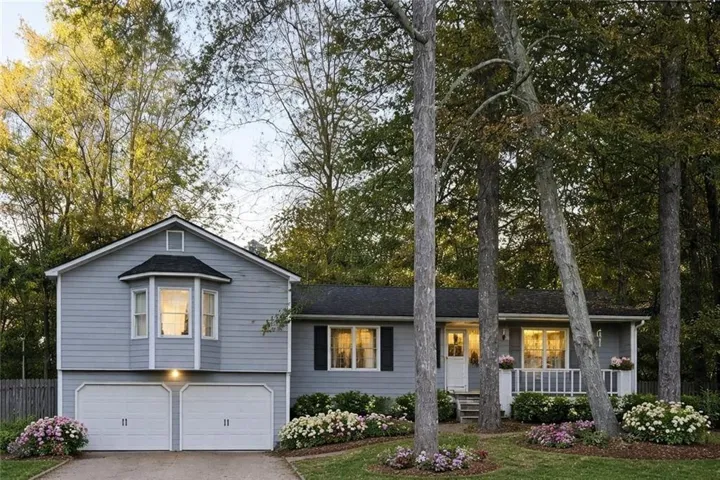 This image has been virtually enhanced to illustrate potential. Actual property conditions may vary