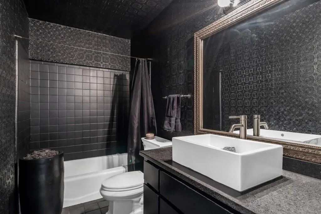 105 Inland Drive, Atlanta, Georgia 30342, 4 Bedrooms Bedrooms, ,4 BathroomsBathrooms,Residential,Sold,105 Inland Drive,6737116