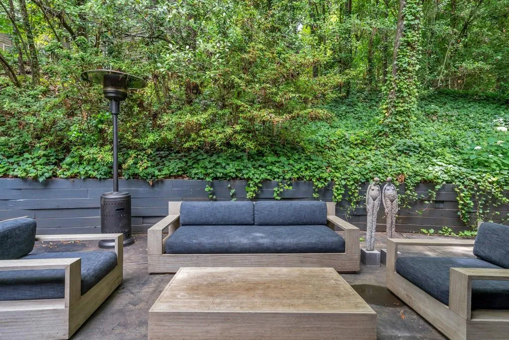 105 Inland Drive, Atlanta, Georgia 30342, 4 Bedrooms Bedrooms, ,4 BathroomsBathrooms,Residential,Sold,105 Inland Drive,6737116