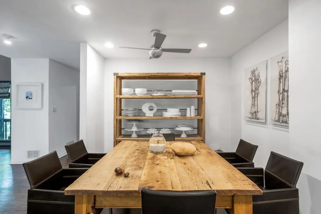 105 Inland Drive, Atlanta, Georgia 30342, 4 Bedrooms Bedrooms, ,4 BathroomsBathrooms,Residential,Sold,105 Inland Drive,6737116