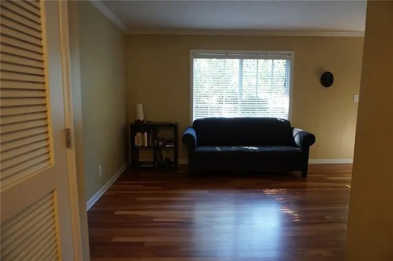 6940 Roswell Road Ne Unit 1b, Atlanta, Georgia 30328, 2 Bedrooms Bedrooms, ,1 BathroomBathrooms,Residential,Sold,6940 Roswell Road Ne Unit 1b,6756838