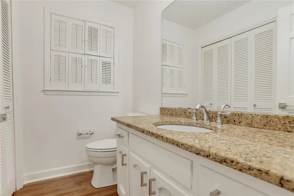 5525 Shiver Summit, Atlanta, Georgia 30342, 4 Bedrooms Bedrooms, ,3 BathroomsBathrooms,Residential,Sold,5525 Shiver Summit,7396989