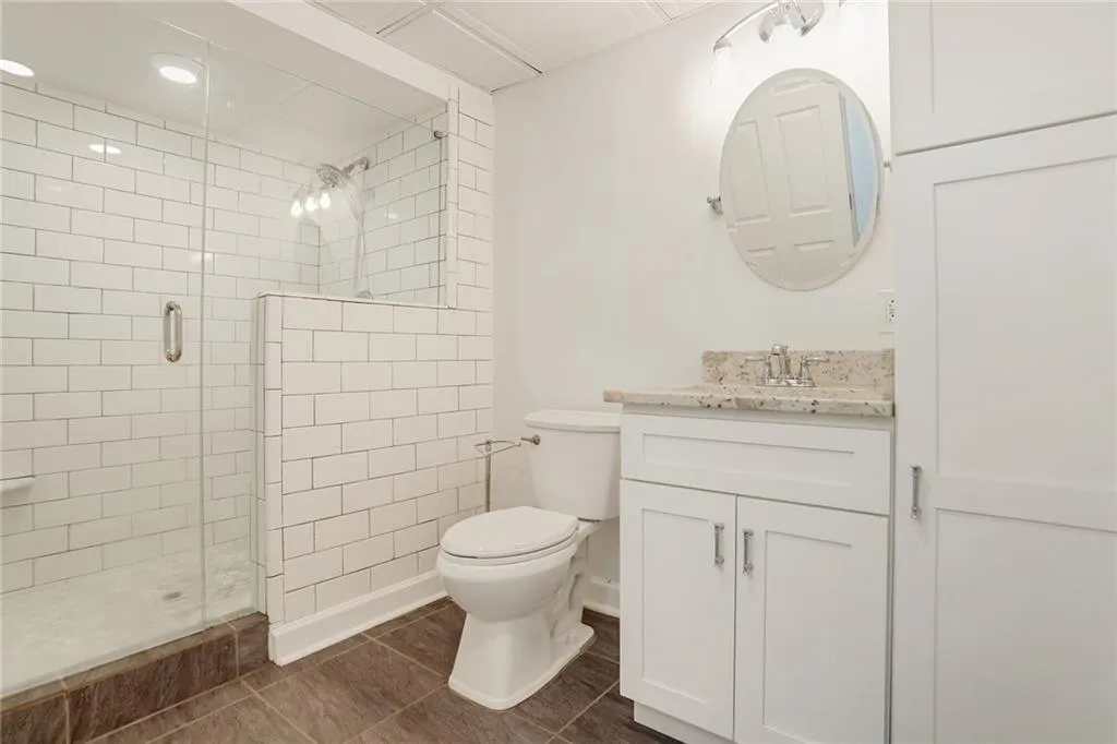 5525 Shiver Summit, Atlanta, Georgia 30342, 4 Bedrooms Bedrooms, ,3 BathroomsBathrooms,Residential,Sold,5525 Shiver Summit,7396989