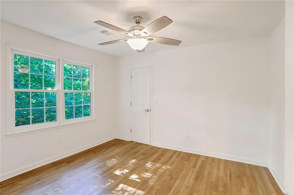 5525 Shiver Summit, Atlanta, Georgia 30342, 4 Bedrooms Bedrooms, ,3 BathroomsBathrooms,Residential,Sold,5525 Shiver Summit,7396989