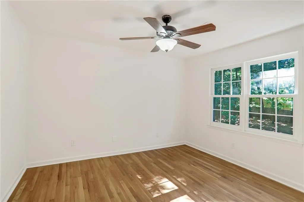 5525 Shiver Summit, Atlanta, Georgia 30342, 4 Bedrooms Bedrooms, ,3 BathroomsBathrooms,Residential,Sold,5525 Shiver Summit,7396989