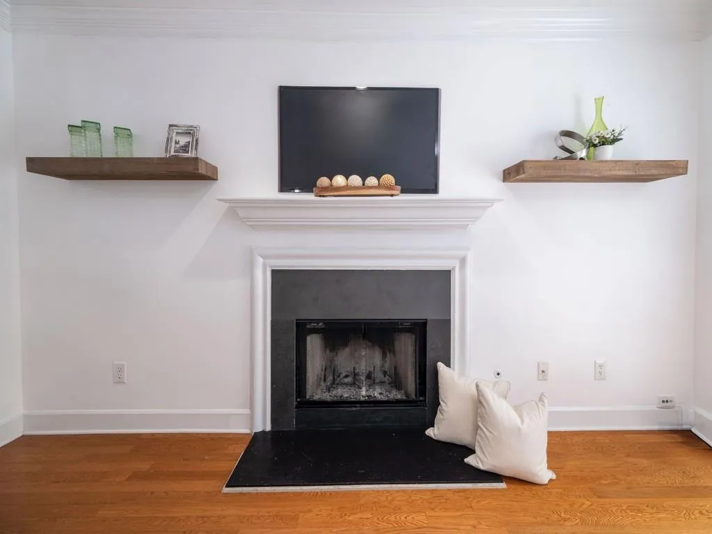 7500 Roswell Road Unit 121, Sandy Springs, Georgia 30350, 3 Bedrooms Bedrooms, ,2 BathroomsBathrooms,Residential,Sold,7500 Roswell Road Unit 121,7236225 7500 Roswell Road Unit 121, Sandy Springs, Georgia 30350, 3 Bedrooms Bedrooms, ,2 BathroomsBathrooms,Residential,Sold,7500 Roswell Road Unit 121,7236225