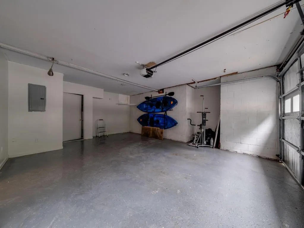 7500 Roswell Road Unit 121, Sandy Springs, Georgia 30350, 3 Bedrooms Bedrooms, ,2 BathroomsBathrooms,Residential,Sold,7500 Roswell Road Unit 121,7236225 7500 Roswell Road Unit 121, Sandy Springs, Georgia 30350, 3 Bedrooms Bedrooms, ,2 BathroomsBathrooms,Residential,Sold,7500 Roswell Road Unit 121,7236225