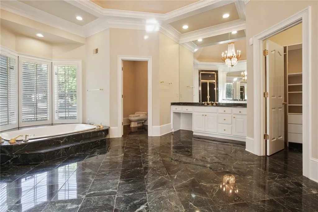 310 Wilderlake Court, Sandy Springs, Georgia 30328, 5 Bedrooms Bedrooms, ,7 BathroomsBathrooms,Residential,Sold,310 Wilderlake Court,6881157