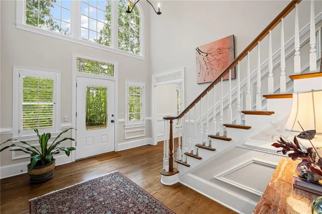 7750 Landowne Drive, Atlanta, Georgia 30350, 6 Bedrooms Bedrooms, ,4 BathroomsBathrooms,Residential,For Sale,7750 Landowne Drive,7635081