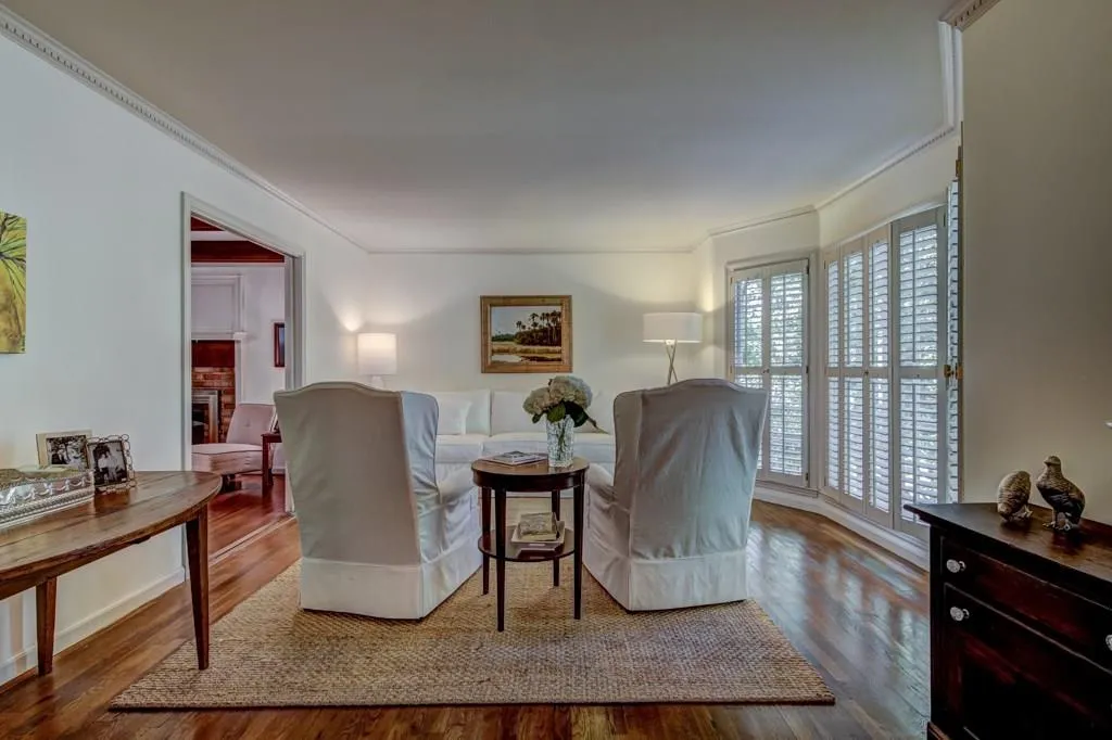7125 Duncourtney Drive, Atlanta, Georgia 30328, 5 Bedrooms Bedrooms, ,2 BathroomsBathrooms,Residential,Sold,7125 Duncourtney Drive,5897240