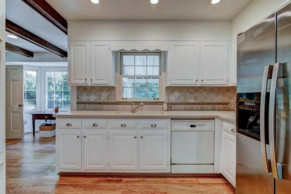 7125 Duncourtney Drive, Atlanta, Georgia 30328, 5 Bedrooms Bedrooms, ,2 BathroomsBathrooms,Residential,Sold,7125 Duncourtney Drive,5897240
