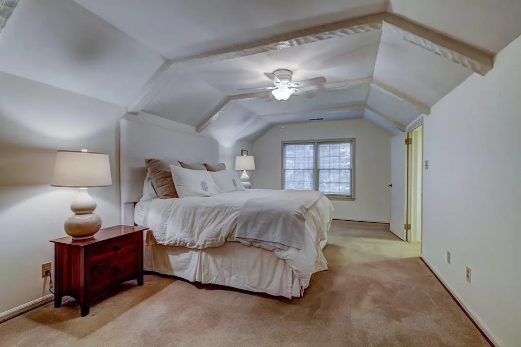 7125 Duncourtney Drive, Atlanta, Georgia 30328, 5 Bedrooms Bedrooms, ,2 BathroomsBathrooms,Residential,Sold,7125 Duncourtney Drive,5897240