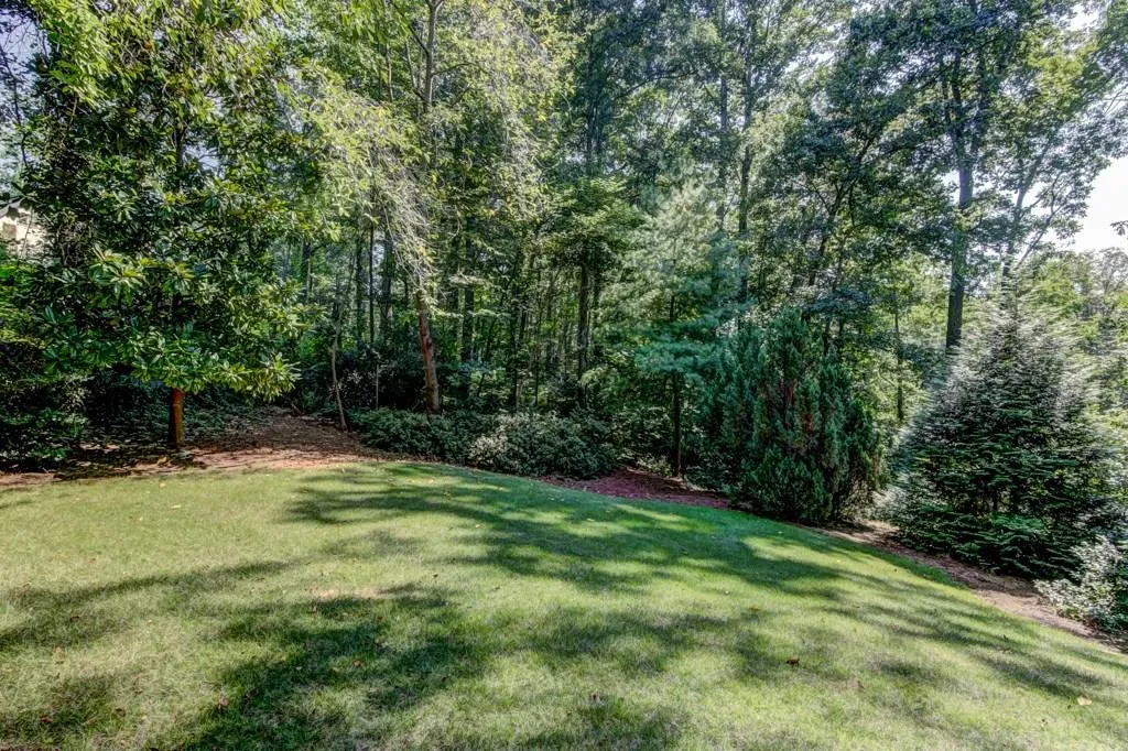 7125 Duncourtney Drive, Atlanta, Georgia 30328, 5 Bedrooms Bedrooms, ,2 BathroomsBathrooms,Residential,Sold,7125 Duncourtney Drive,5897240