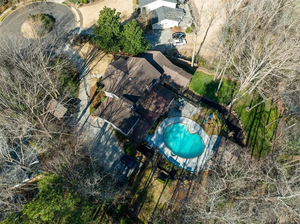 675 River Chase Ridge, Sandy Springs, Georgia 30328, 5 Bedrooms Bedrooms, ,5 BathroomsBathrooms,Residential,Sold,675 River Chase Ridge,7001664