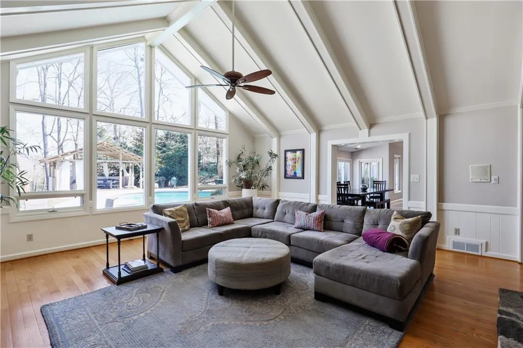 675 River Chase Ridge, Sandy Springs, Georgia 30328, 5 Bedrooms Bedrooms, ,5 BathroomsBathrooms,Residential,Sold,675 River Chase Ridge,7001664