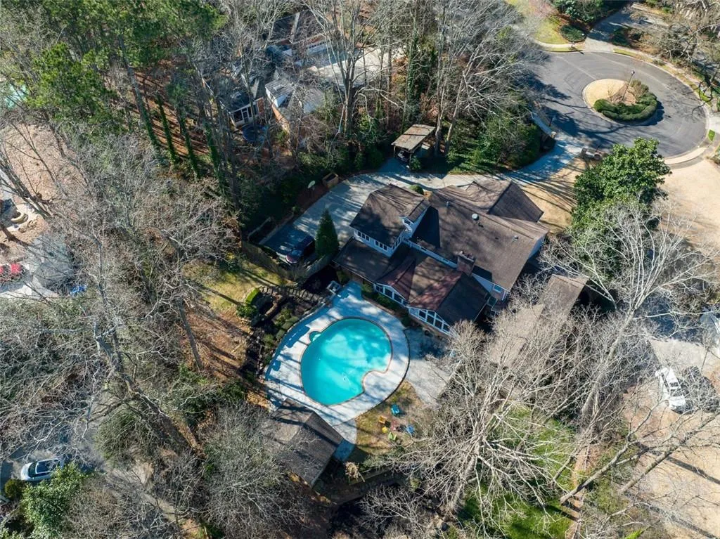 675 River Chase Ridge, Sandy Springs, Georgia 30328, 5 Bedrooms Bedrooms, ,5 BathroomsBathrooms,Residential,Sold,675 River Chase Ridge,7001664