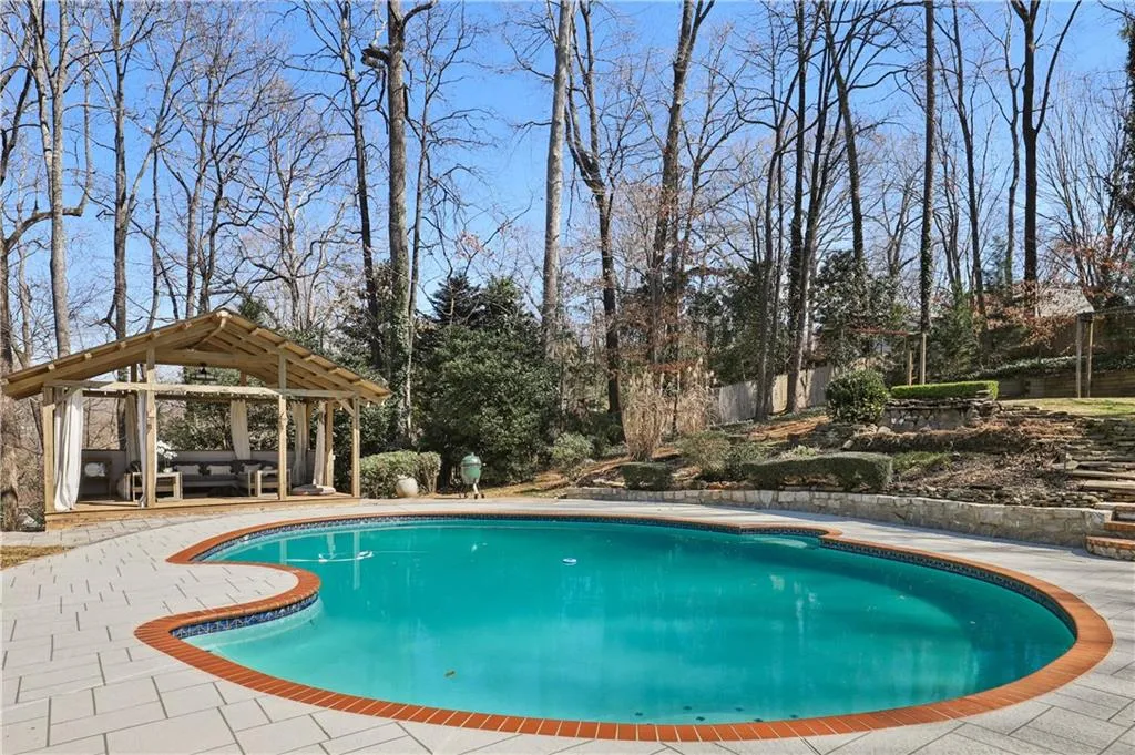 675 River Chase Ridge, Sandy Springs, Georgia 30328, 5 Bedrooms Bedrooms, ,5 BathroomsBathrooms,Residential,Sold,675 River Chase Ridge,7001664