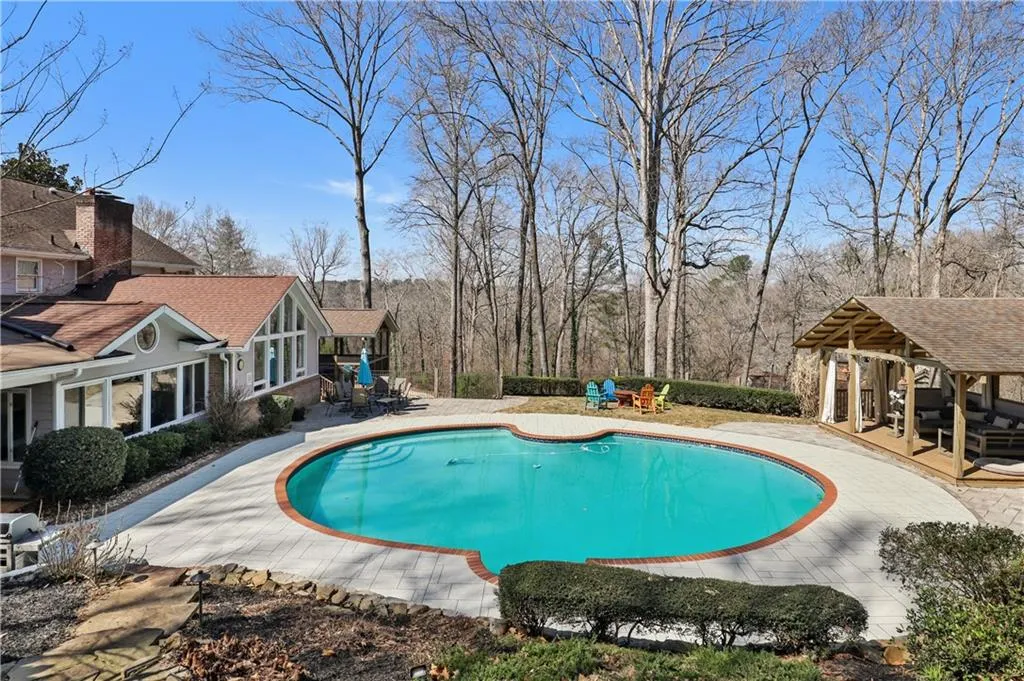 675 River Chase Ridge, Sandy Springs, Georgia 30328, 5 Bedrooms Bedrooms, ,5 BathroomsBathrooms,Residential,Sold,675 River Chase Ridge,7001664