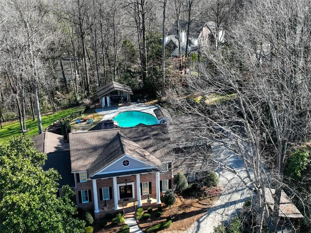 675 River Chase Ridge, Sandy Springs, Georgia 30328, 5 Bedrooms Bedrooms, ,5 BathroomsBathrooms,Residential,Sold,675 River Chase Ridge,7001664
