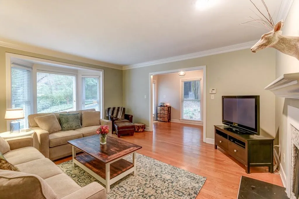 7500 Roswell Road Unit 120, Sandy Springs, Georgia 30350, 3 Bedrooms Bedrooms, ,2 BathroomsBathrooms,Residential,Sold,7500 Roswell Road Unit 120,5919971