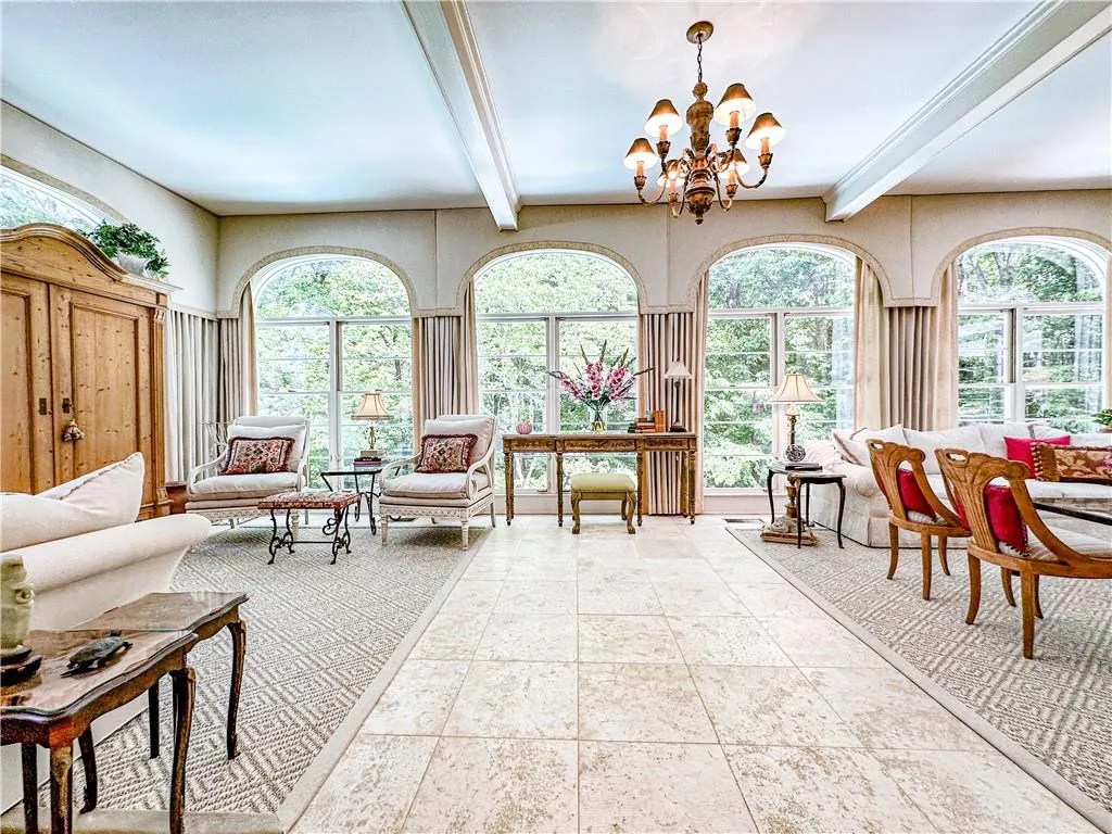 5935 Winterthur Ridge, Sandy Springs, Georgia 30328, 5 Bedrooms Bedrooms, ,4 BathroomsBathrooms,Residential,Sold,5935 Winterthur Ridge,7202795