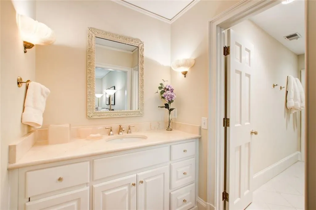 5935 Winterthur Ridge, Sandy Springs, Georgia 30328, 5 Bedrooms Bedrooms, ,4 BathroomsBathrooms,Residential,Sold,5935 Winterthur Ridge,7202795