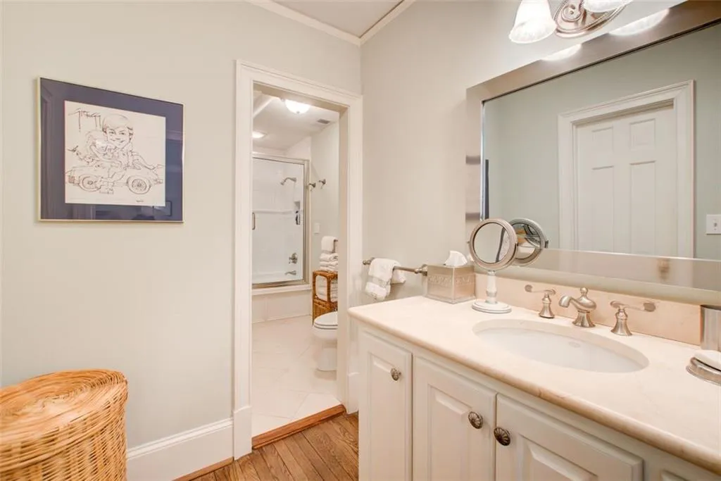 5935 Winterthur Ridge, Sandy Springs, Georgia 30328, 5 Bedrooms Bedrooms, ,4 BathroomsBathrooms,Residential,Sold,5935 Winterthur Ridge,7202795