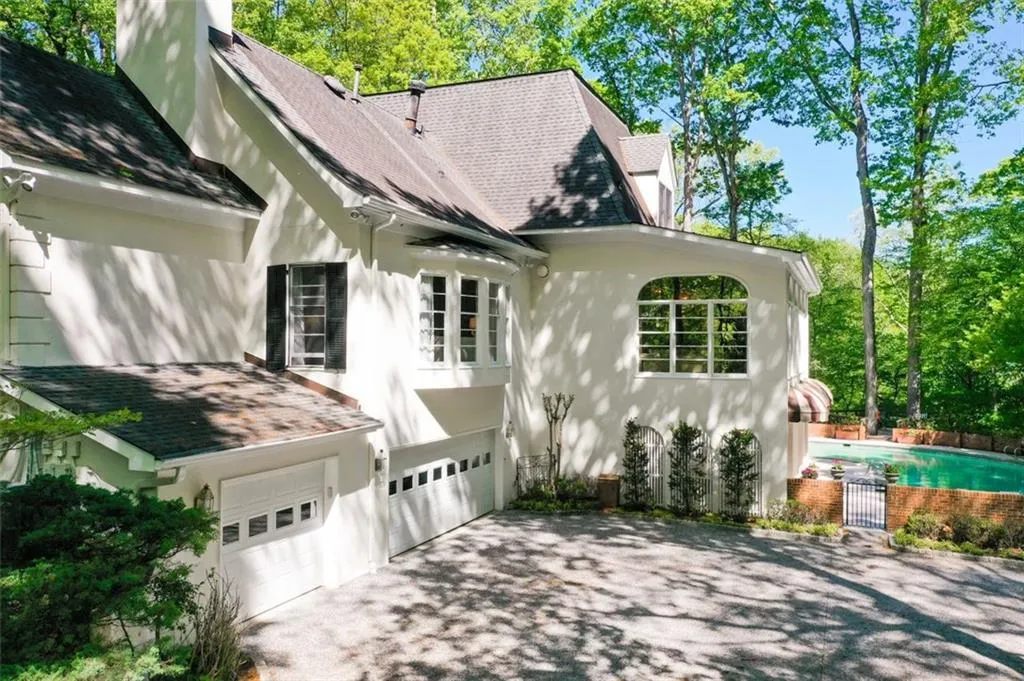 5935 Winterthur Ridge, Sandy Springs, Georgia 30328, 5 Bedrooms Bedrooms, ,4 BathroomsBathrooms,Residential,Sold,5935 Winterthur Ridge,7202795