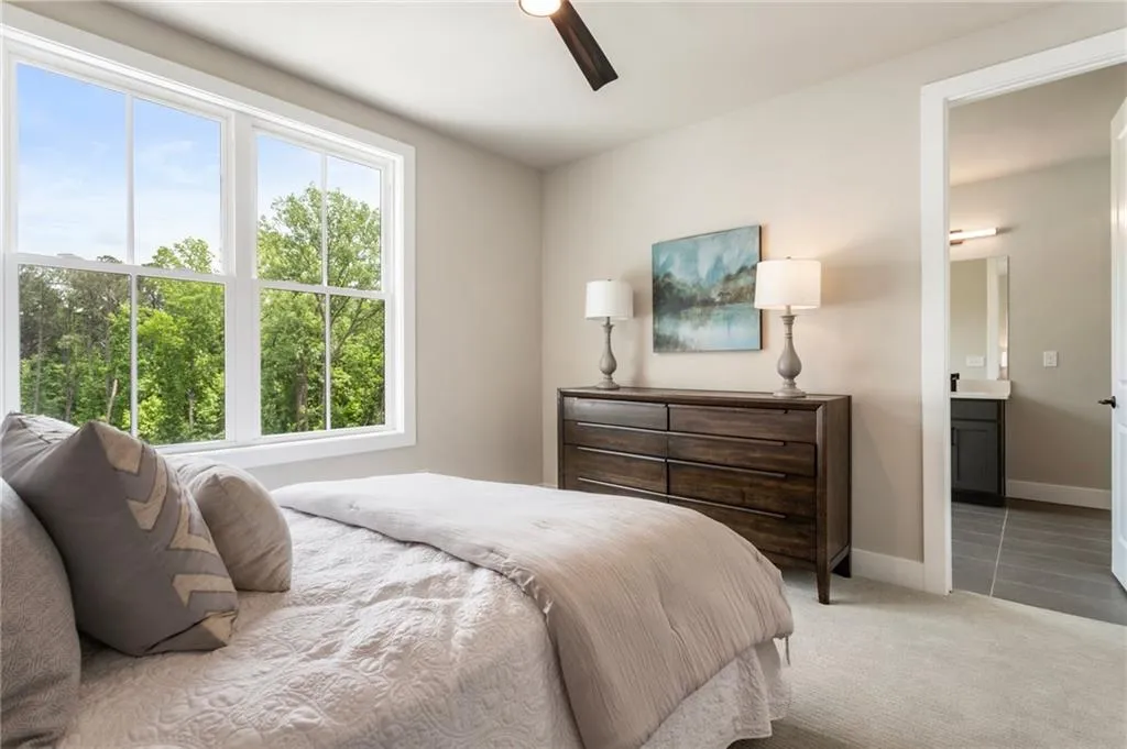2144 Tidwell Lane Unit 2, Atlanta, Georgia 30318, 4 Bedrooms Bedrooms, ,3 BathroomsBathrooms,Residential,For Sale,2144 Tidwell Lane Unit 2,7576320