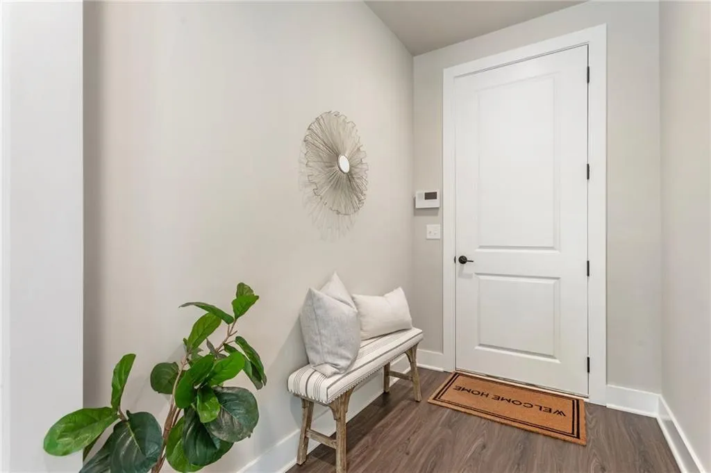 2144 Tidwell Lane Unit 2, Atlanta, Georgia 30318, 4 Bedrooms Bedrooms, ,3 BathroomsBathrooms,Residential,For Sale,2144 Tidwell Lane Unit 2,7576320