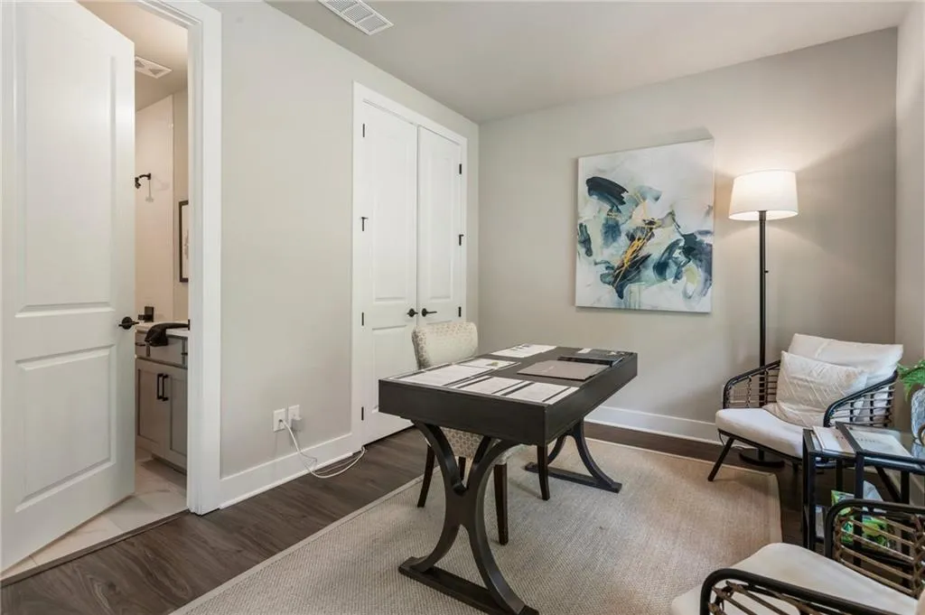 2144 Tidwell Lane Unit 2, Atlanta, Georgia 30318, 4 Bedrooms Bedrooms, ,3 BathroomsBathrooms,Residential,For Sale,2144 Tidwell Lane Unit 2,7576320