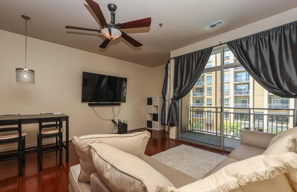 711 Cosmopolitan Drive Ne Unit 338, Atlanta, Georgia 30324, 1 Bedroom Bedrooms, 0 ,1 BathroomBathrooms,Residential,For Sale,711 Cosmopolitan Drive Ne Unit 338,7691458