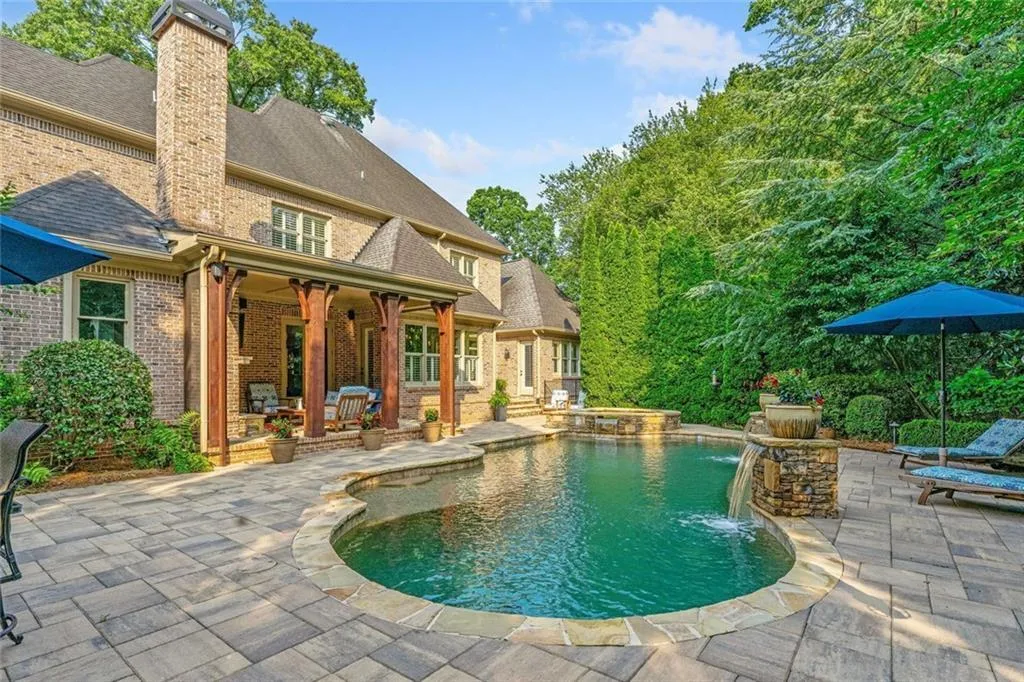 4304 Berkford Circle Ne, Brookhaven, Georgia 30319, 7 Bedrooms Bedrooms, ,7 BathroomsBathrooms,Residential,For Sale,4304 Berkford Circle Ne,7623760