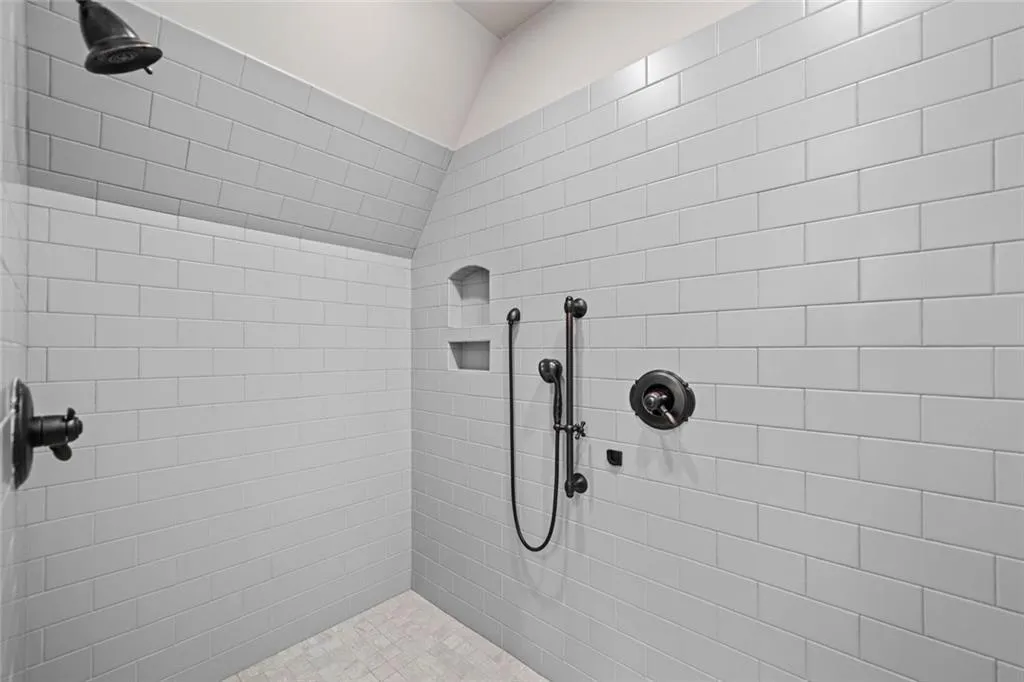 Zero-entry roll-in shower